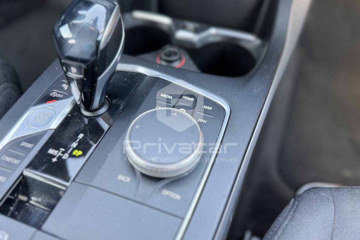 BMW 116d 5p. Business Advantage