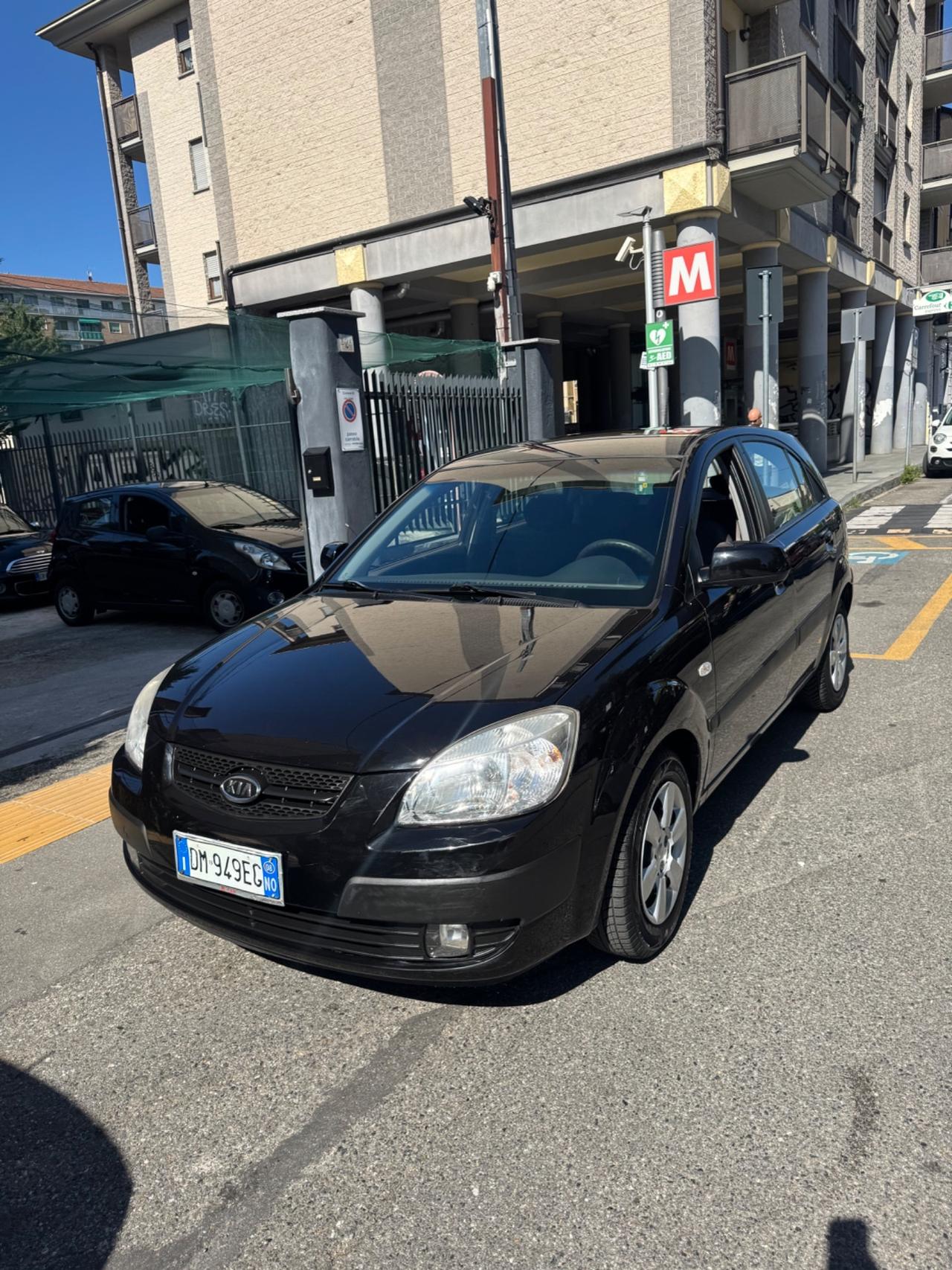 Kia Rio 1.4 97 cv benz Unicoproprietario