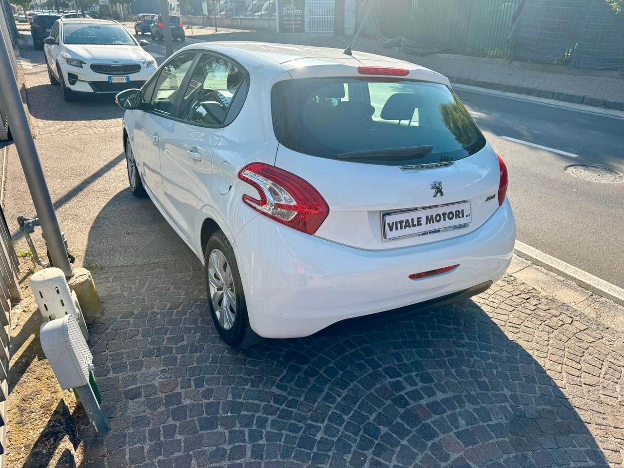 Peugeot 208 1.2 VTi 82 CV 5 porte Allure