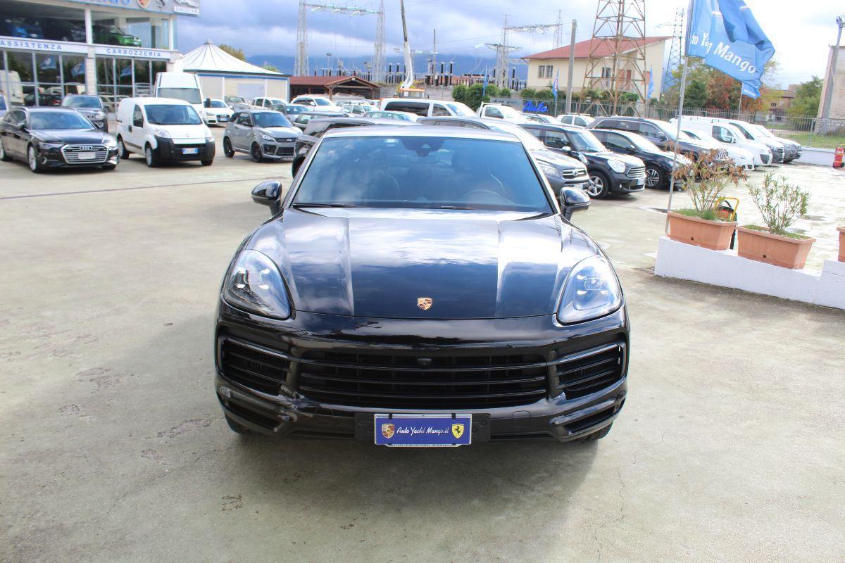 PORSCHE - Cayenne Coupe'