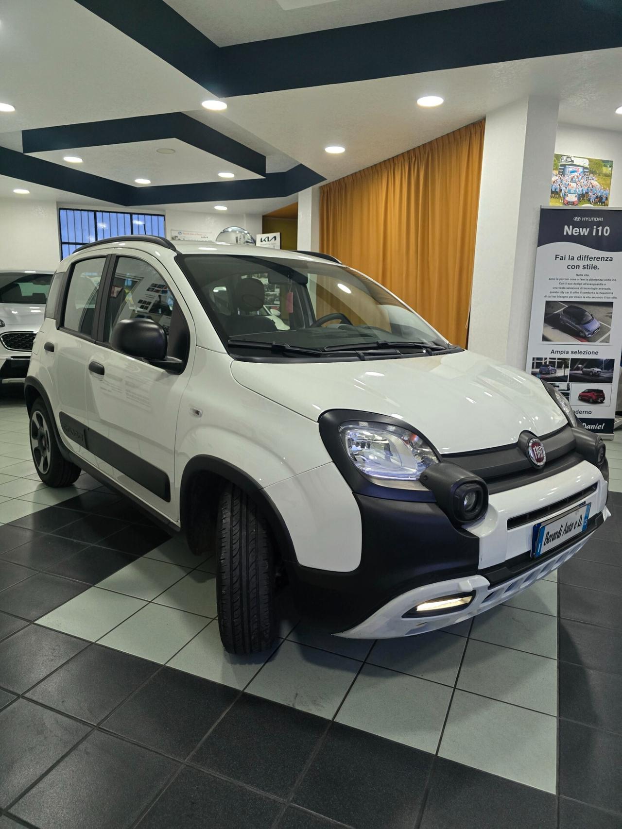 Fiat Panda 1.0 FireFly S&S Hybrid City Cross