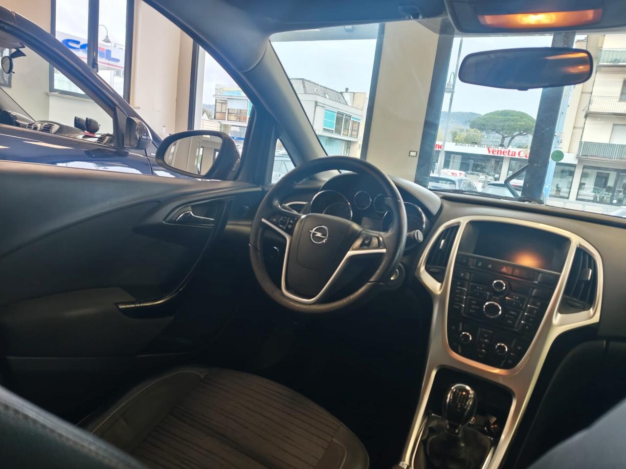 Opel Astra 1.4 Turbo 140CV Sports Tourer GPL Tech Cosmo