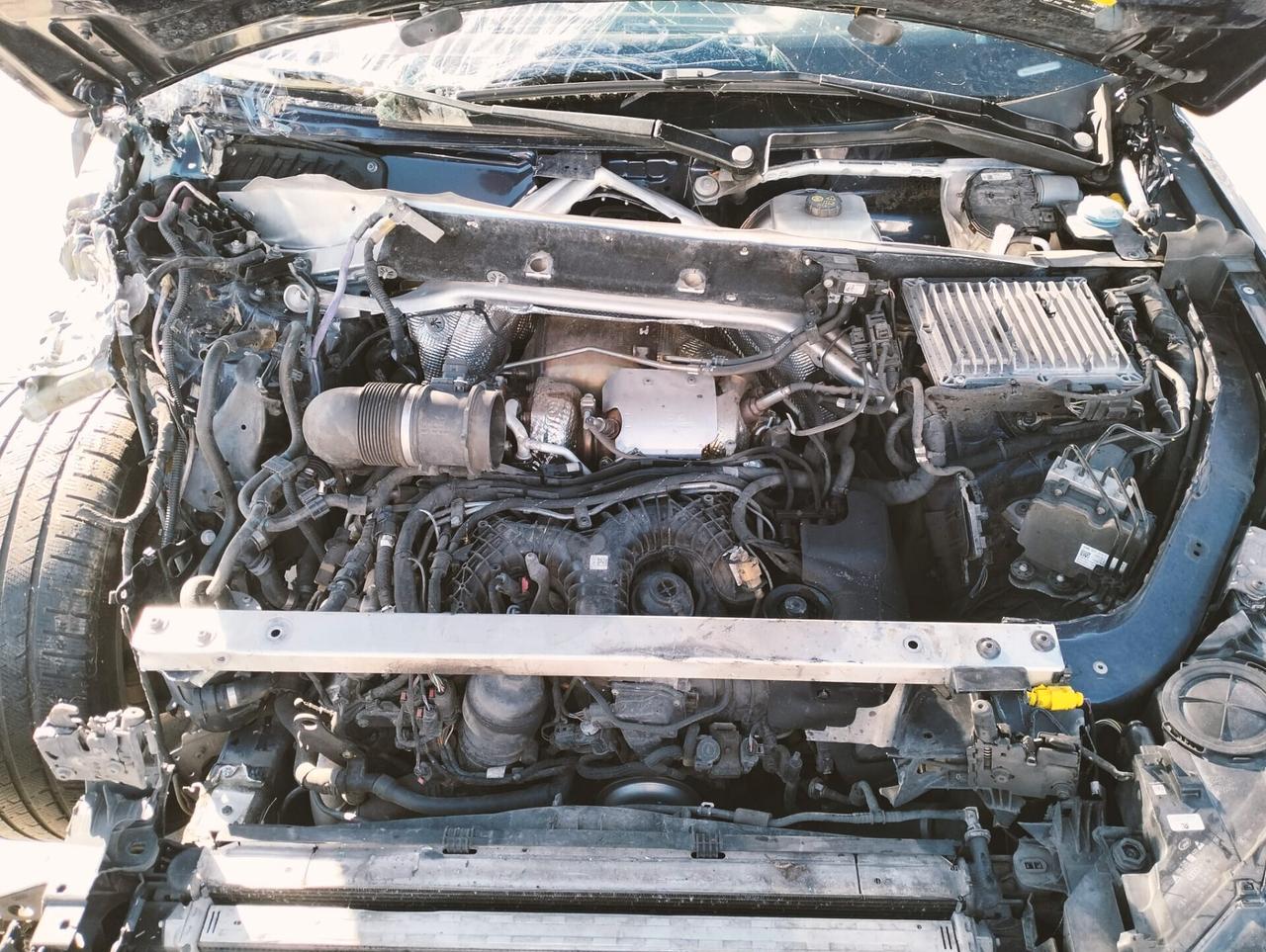 Audi Q7 50 3.0 TDI quattro S-Line 7 posti - SINISTRATA - NO EXPORT -