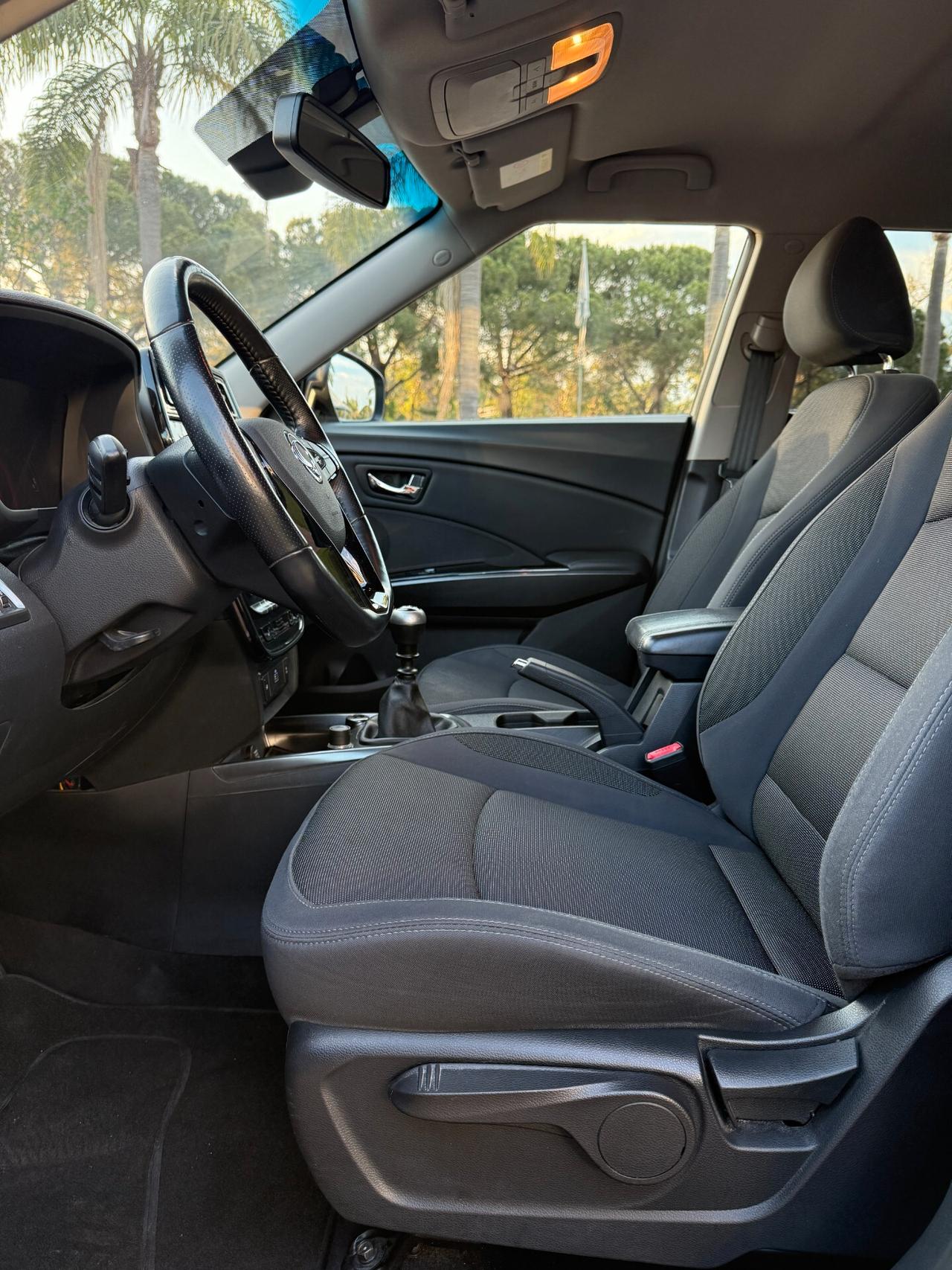 Ssangyong Tivoli 1.6 diesel 2WD Exclusive