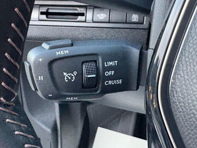 PEUGEOT 3008 1.5 BlueHDi 130 S&S Active Business