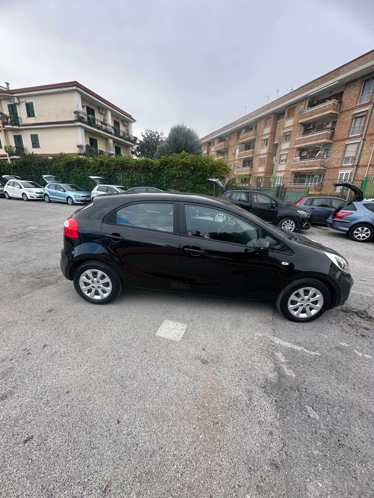 Kia Rio 1.1 CRDi 5p. Cool