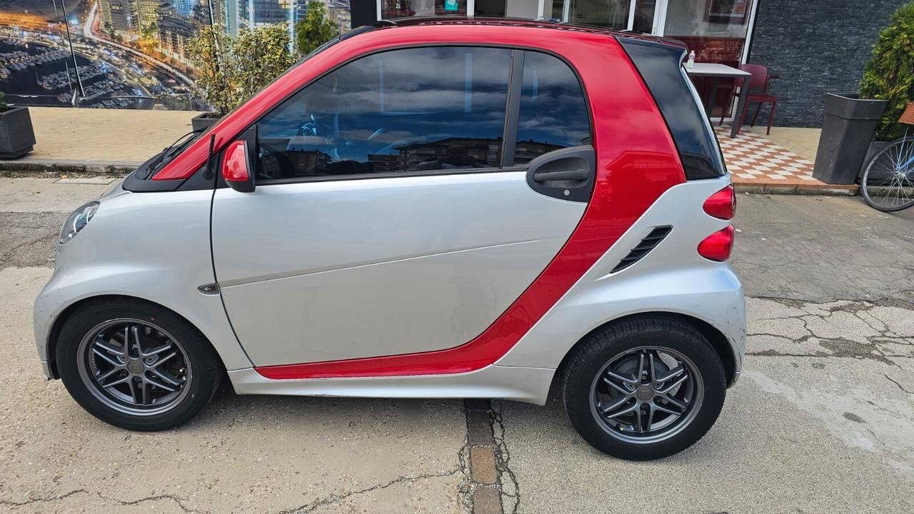 Smart ForTwo 1000 52 kW coupé pure PACCHETTO BRABUS NEOPATENTATI