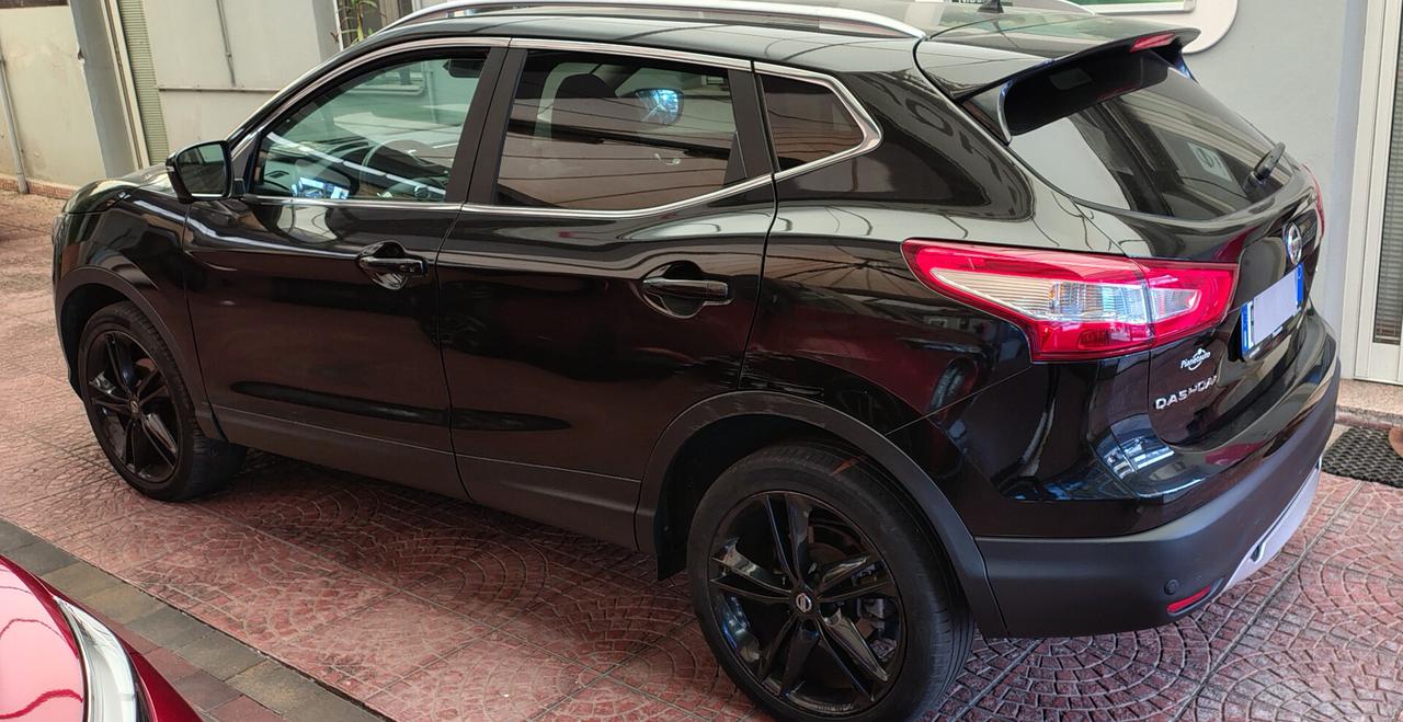 Nissan Qashqai 1.6 dCi 4WD Black Edition km. 47000