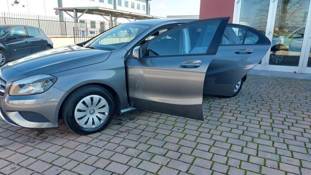 MERCEDES-BENZ A 180 CDI Executive