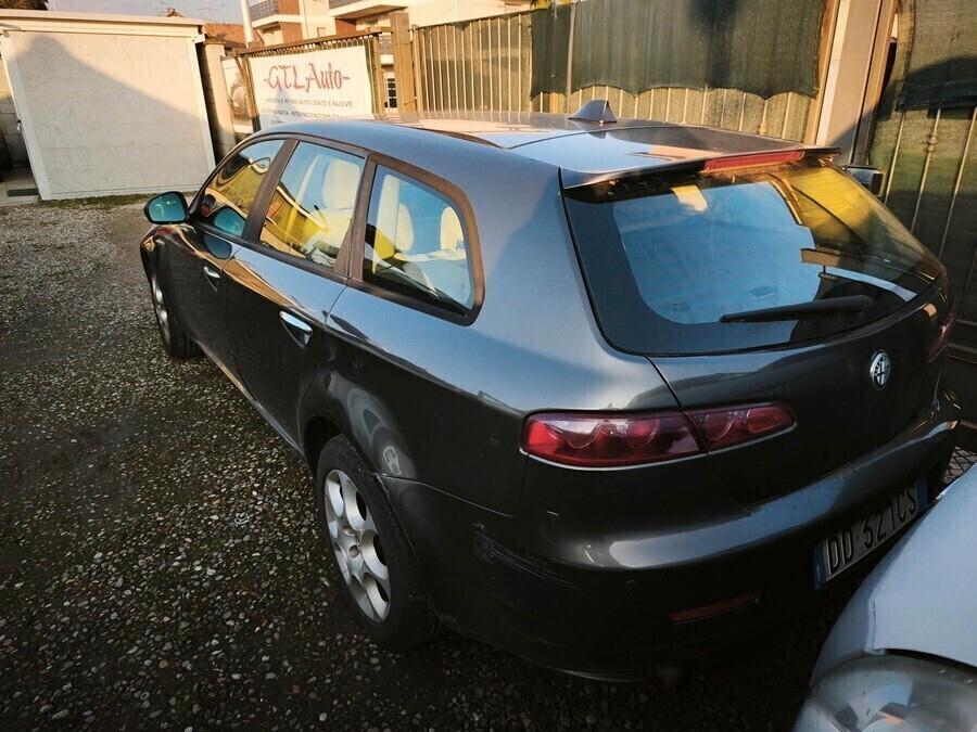 Alfa Romeo 159 2.4 JTDm 20V Distinctive