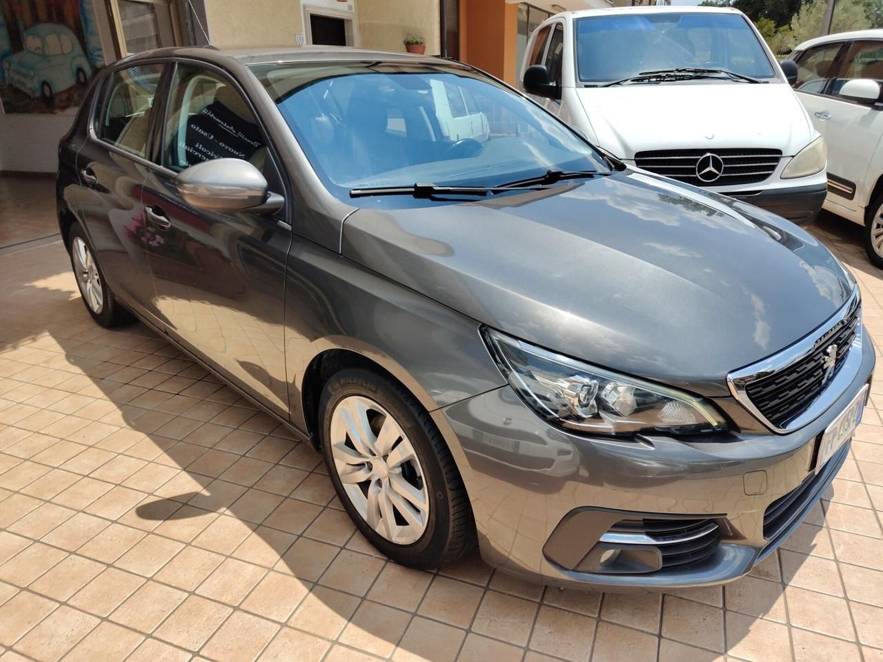 Peugeot 308 BlueHDi 130 S&S Business