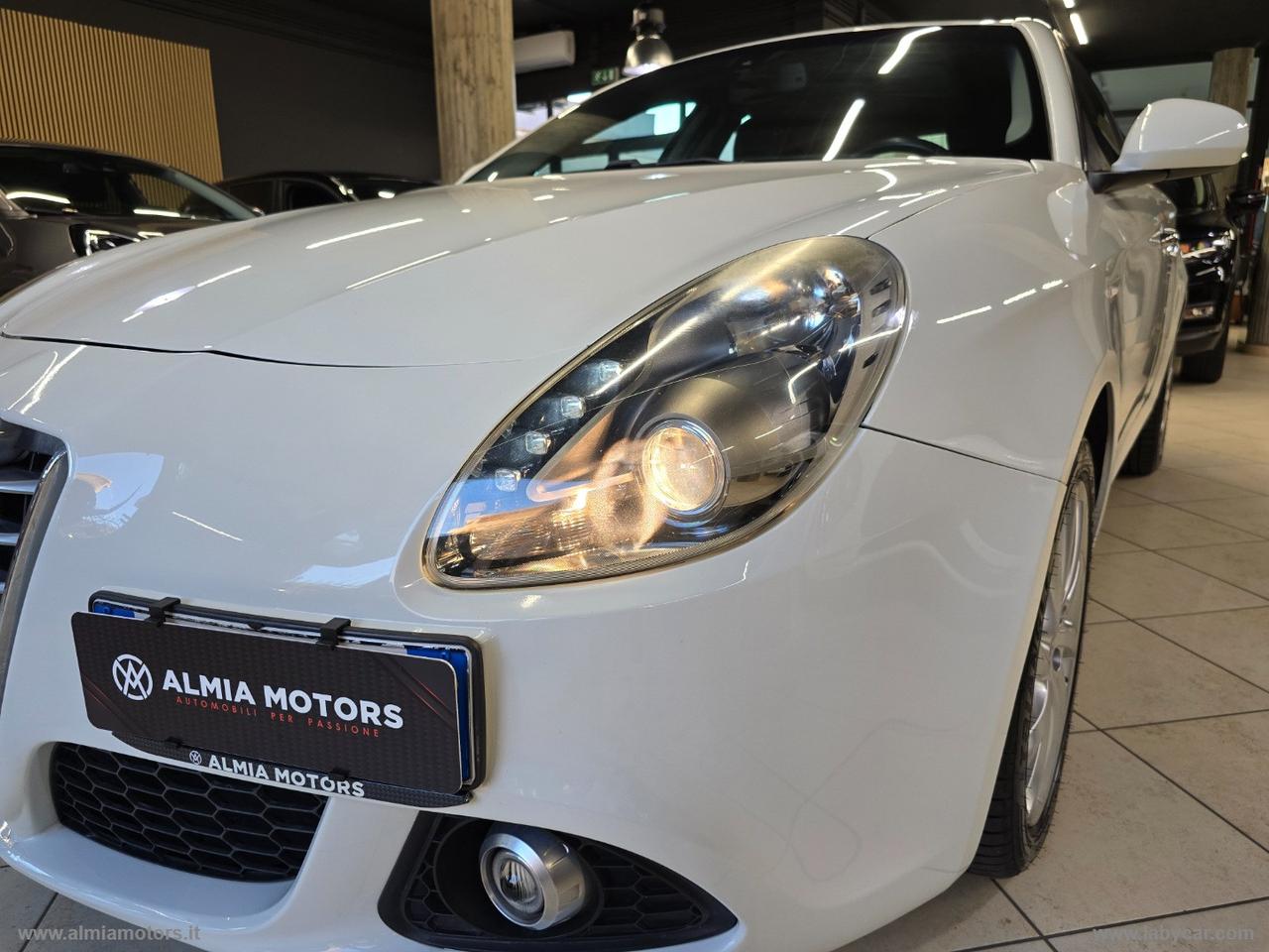 ALFA ROMEO Giulietta 1.6 JTDm-2 120 CV Distinctive