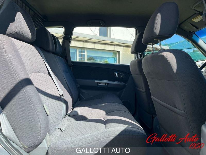 Kia Carens LX 1.6 105cv