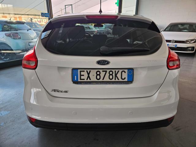 Ford Focus Focus IV 2015 5p 1.5 tdci Plus s