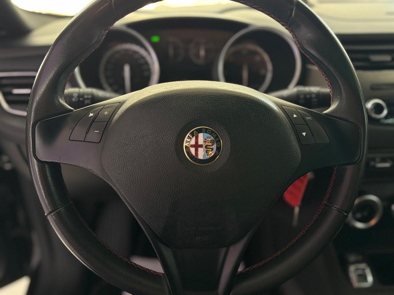 Alfa Romeo Giulietta 1.6 JTDm-2 105 CV Veloce