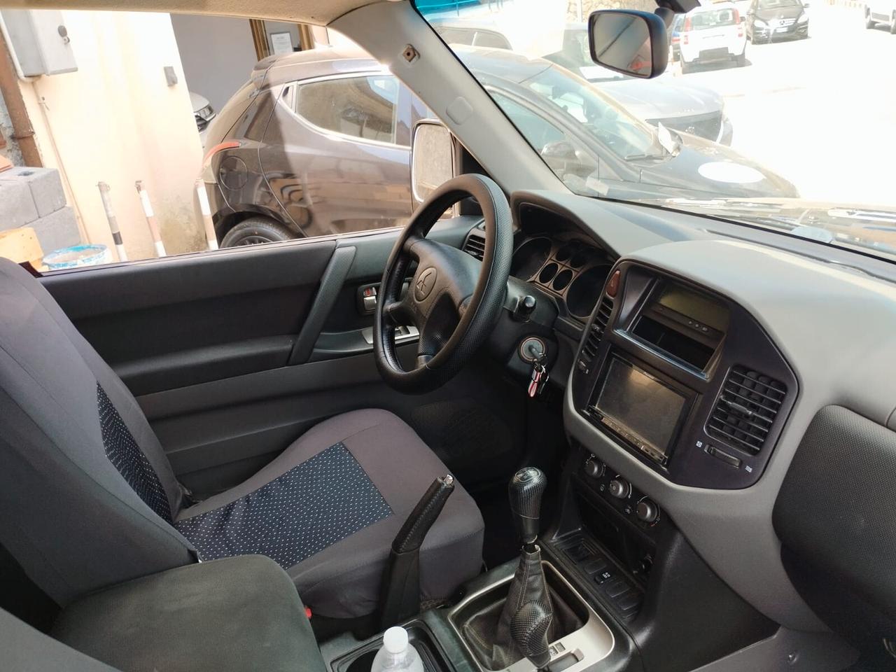 Mitsubishi Pajero 2.5 TDI 3p. GLX