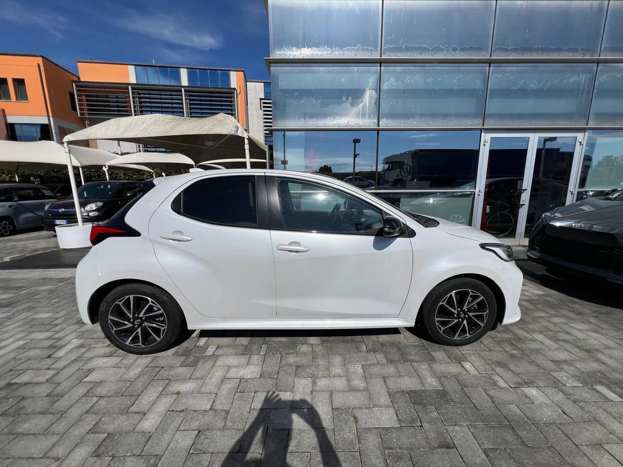 Toyota Yaris 1.5 Hybrid 5 porte Lounge
