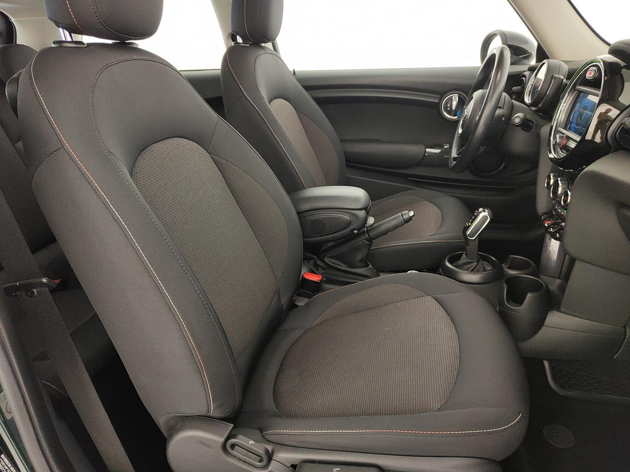 MINI Mini IV F56 2018 3p - Mini 3p 1.5 Cooper D Hype auto