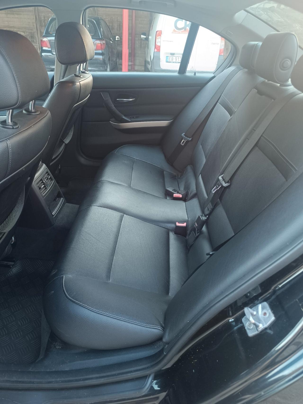 Bmw 318 318d 2.0 143CV cat MSport