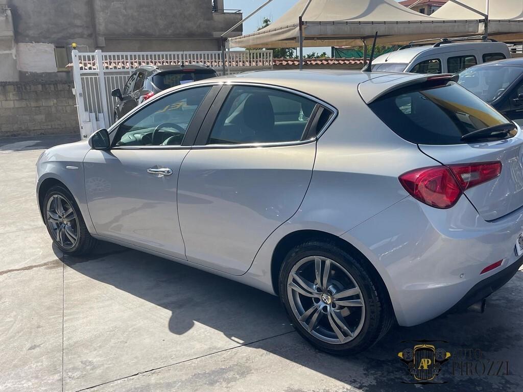 ALFA ROMEO GIULIETTA 1.6 JTDM Distinctive del 2014