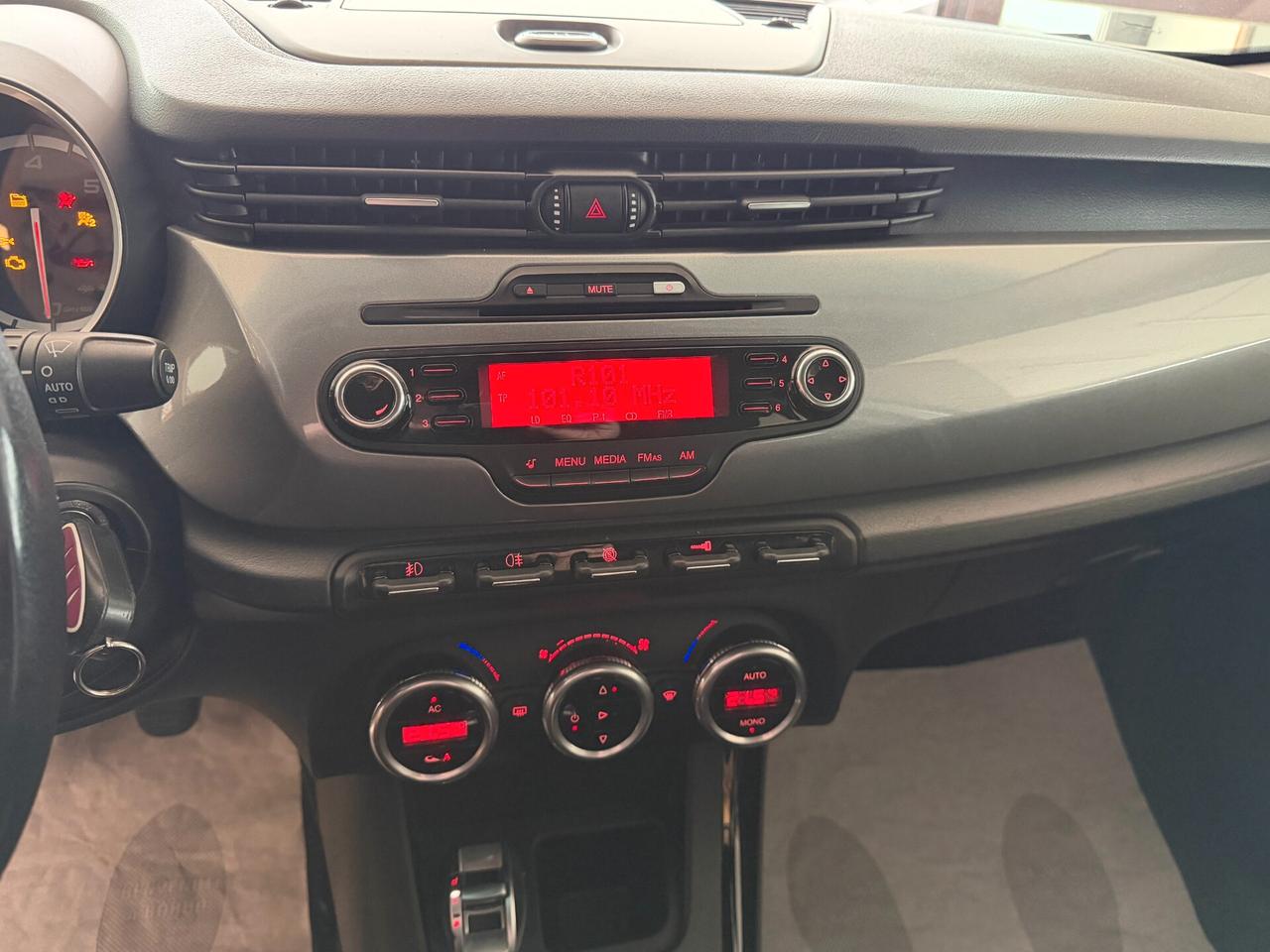 Alfa Romeo Giulietta 1.6 M.JET 105 cv. DISTINCTIVE