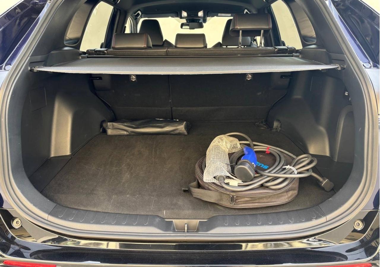 Suzuki Across 2.5 Plug-in Hybrid E-CVT 4WD Top