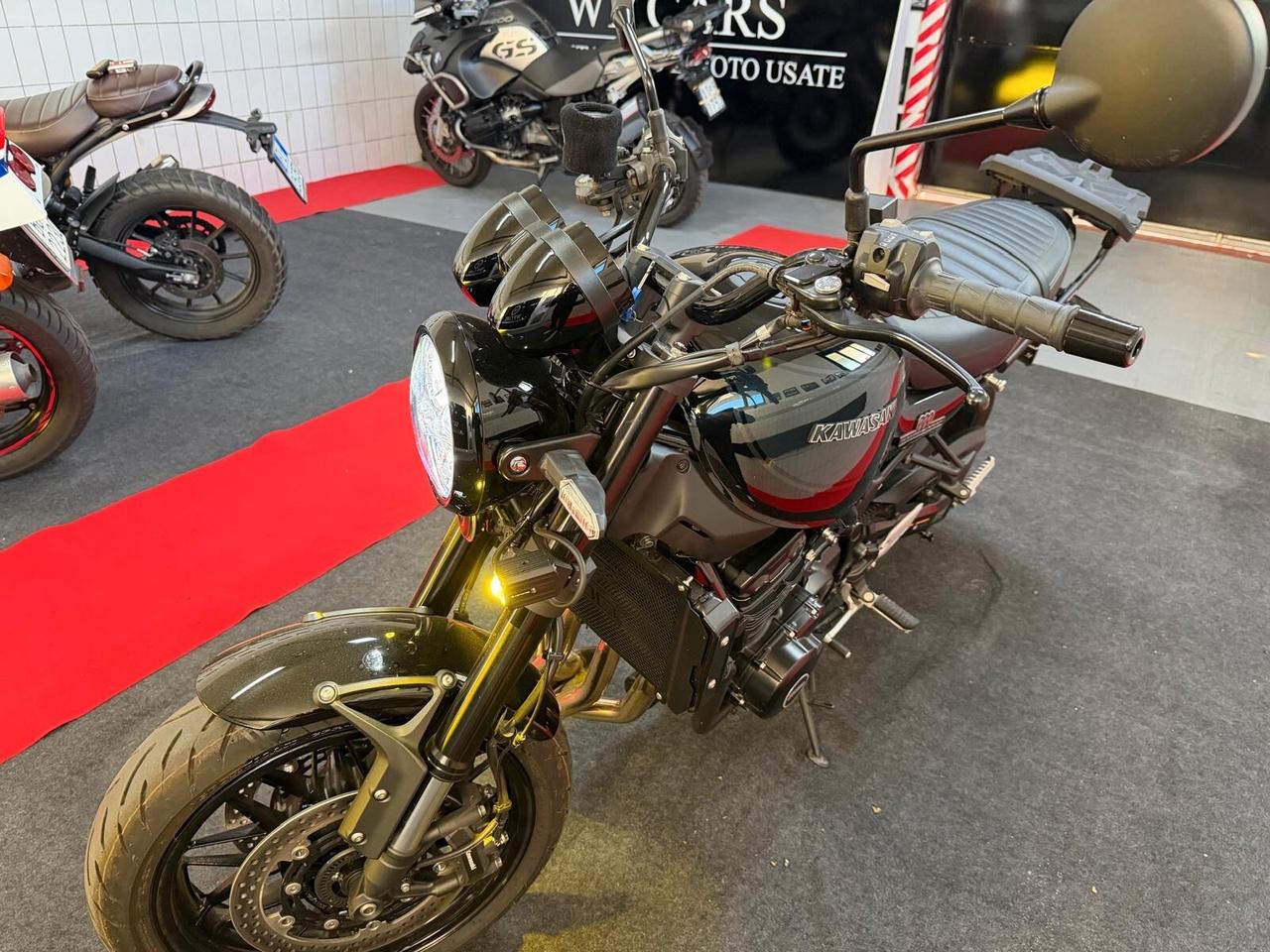 Kawasaki Z 900 RS Blck Ball Edition