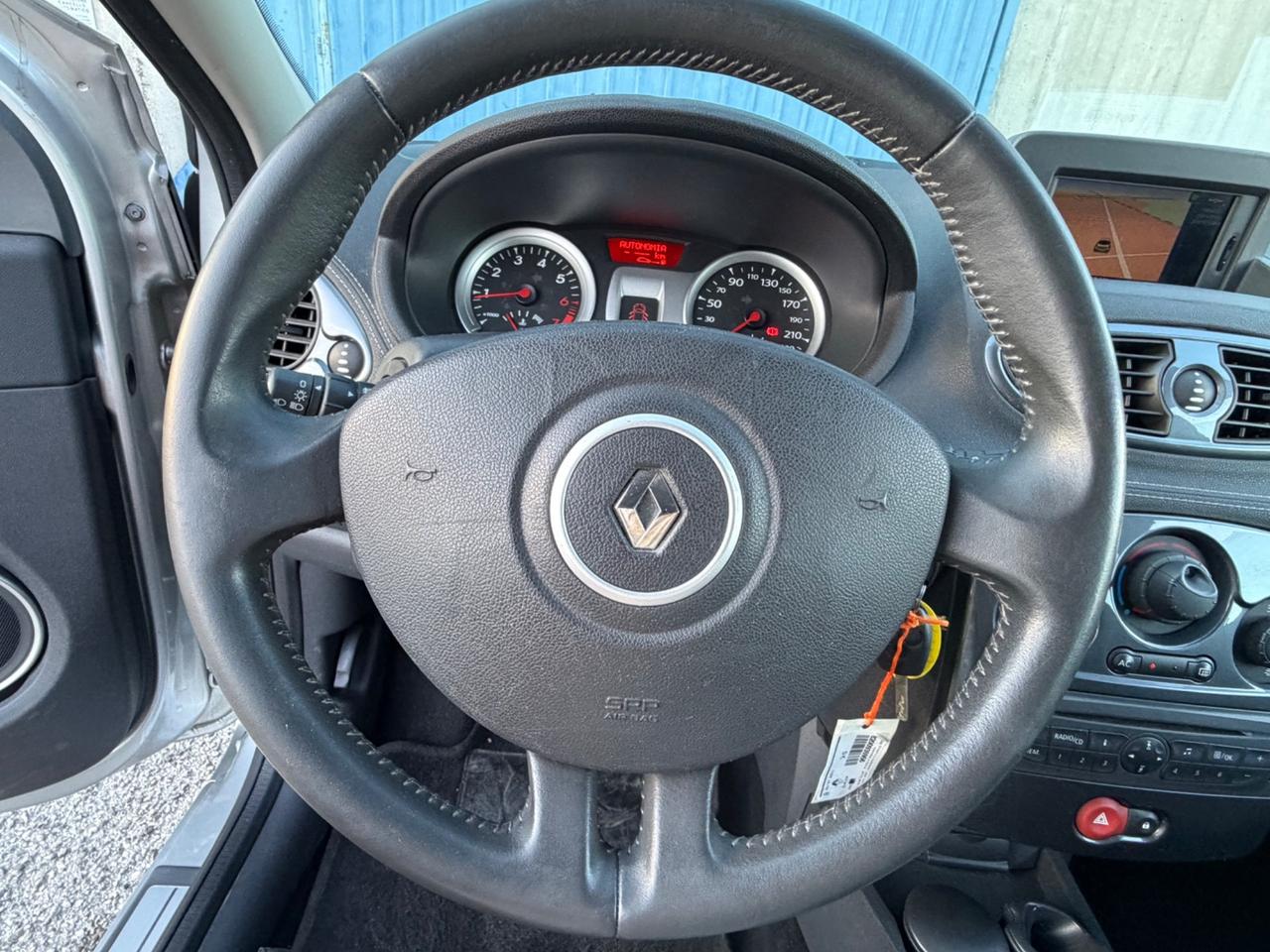 Renault Clio 1.2 16V 5 porte Dynamique