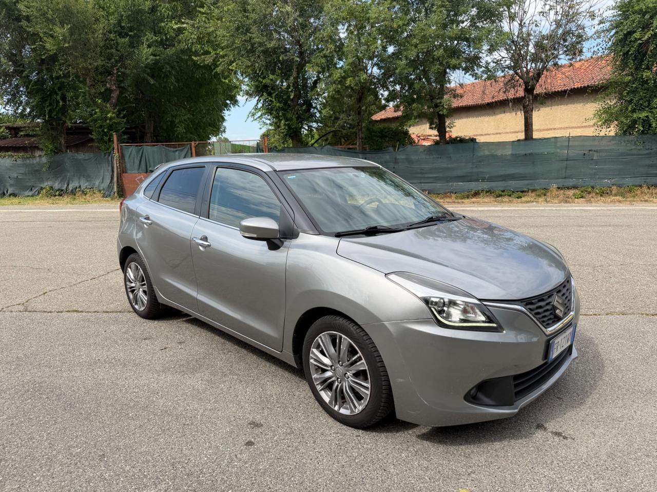 Suzuki Baleno 1.2 Hybrid B-Top