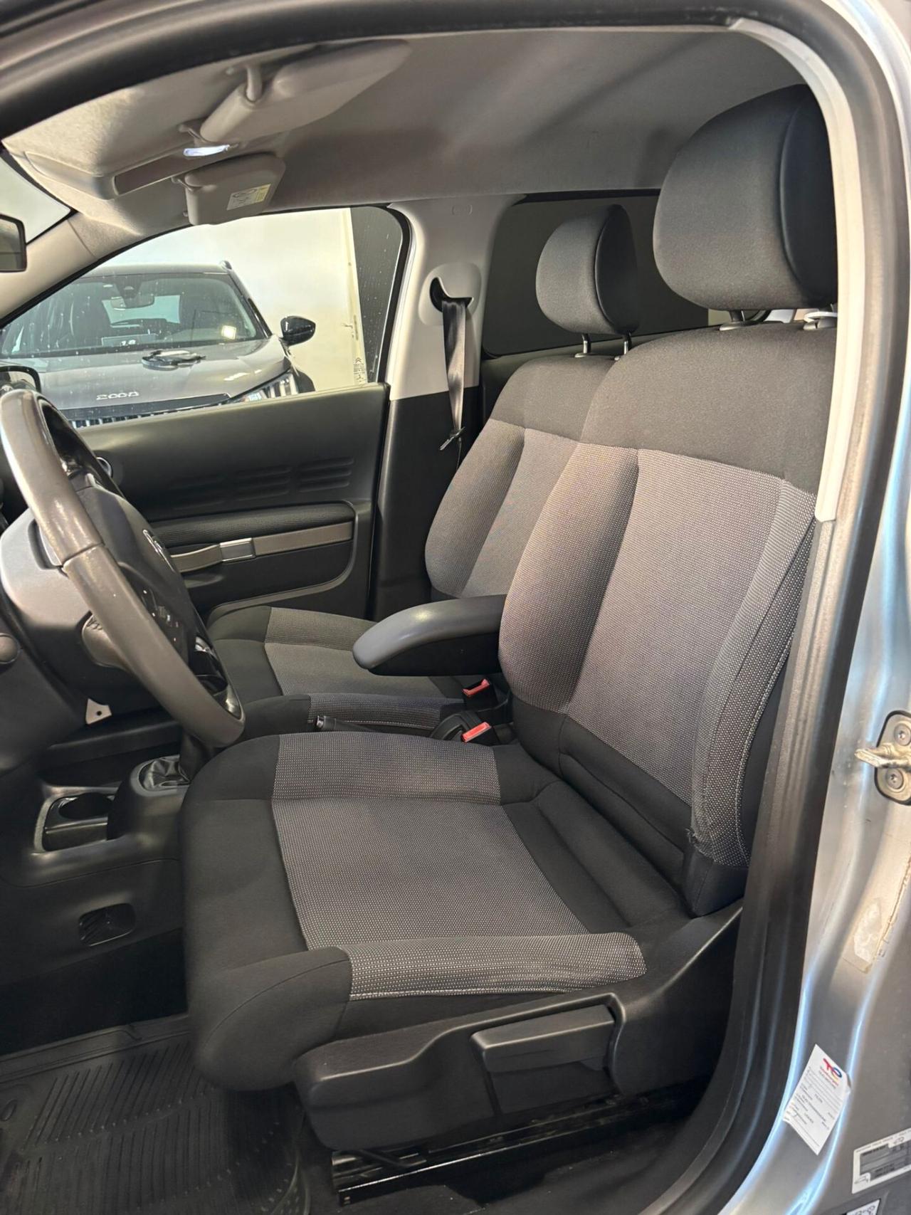 Citroen C4 Cactus 1.6 BlueHDi 100 Shine