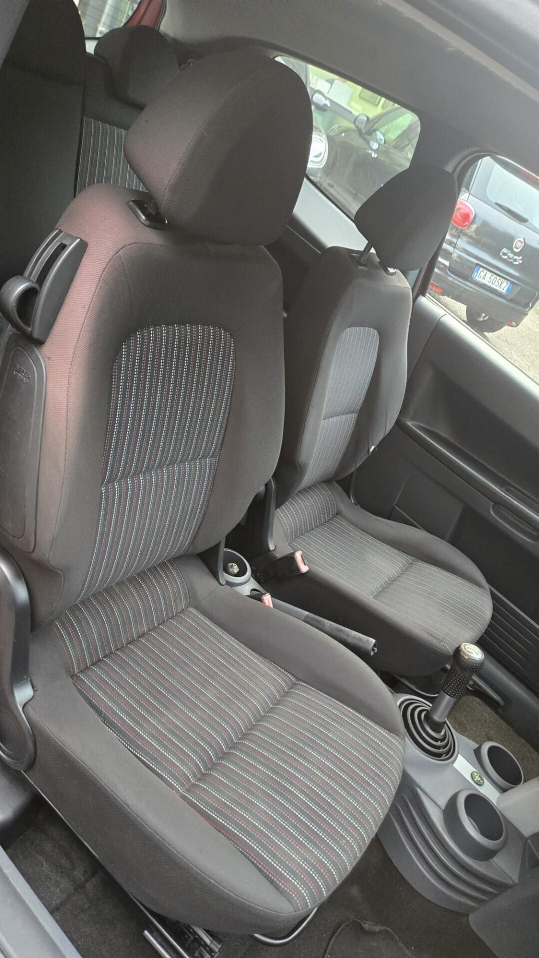 Mitsubishi Colt 1.1 12V 3p. GPL per Neopatentati