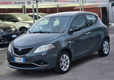 Lancia Ypsilon 0.9 TwinAir 85 CV 5 porte S&S DFN Gold