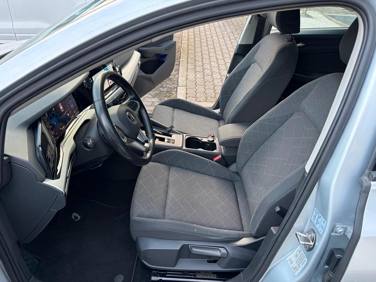 Volkswagen Golf Variant 2.0 tdi 115cv dsg PER NEOPATENTATI