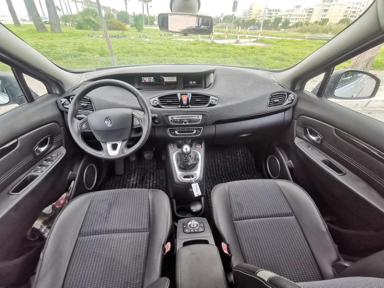 Renault Scenic Scénic 1.9 dCi 130CV Dynamique 7POSTI