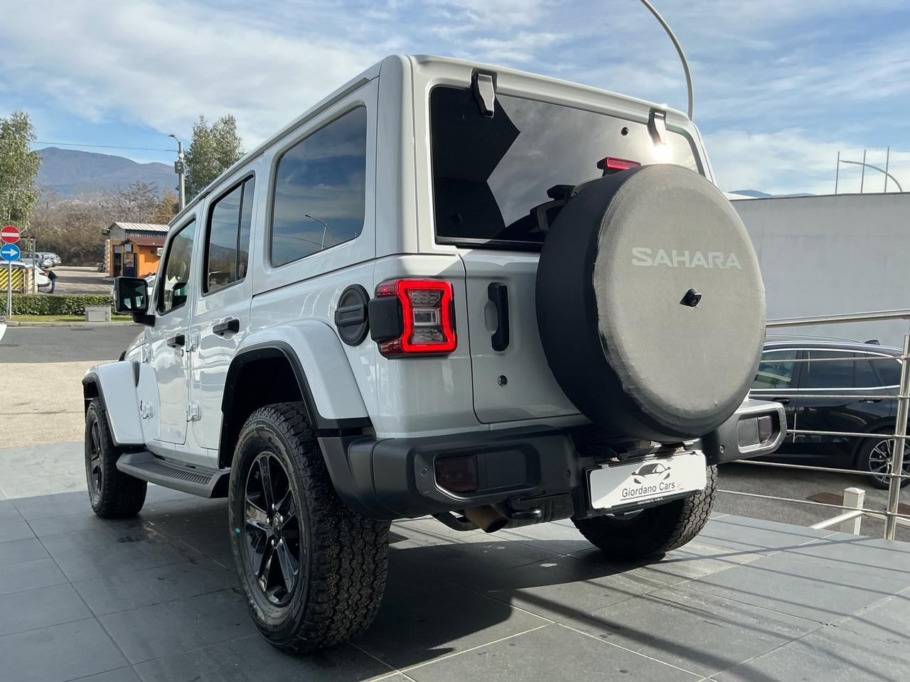 Jeep Wrangler Unlimited 2.2 Mjt II Sahara uni pro in garanzia