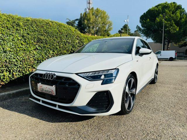 AUDI A3 SPB 35 TDI S tronic S line NAVI - LED - ACC - 19