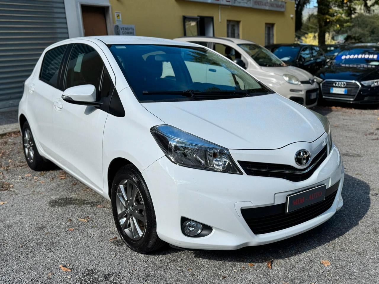 Toyota Yaris 1.0 5 porte Active GARANZIA 1 ANNO