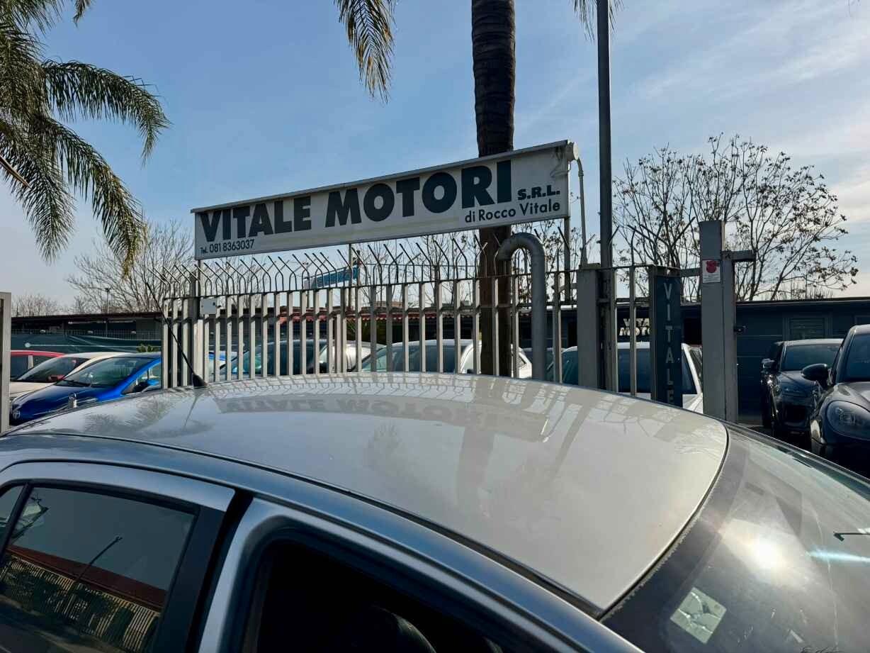 Toyota Yaris 1.0 5 porte Sol 69 CV