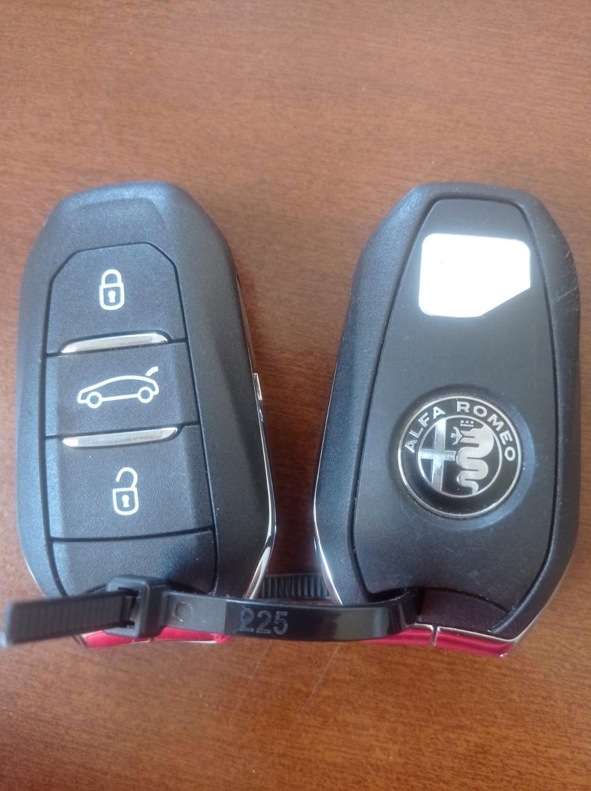 Alfa Romeo Junior 1.2 136 CV Hybrid eDCT6 Speciale