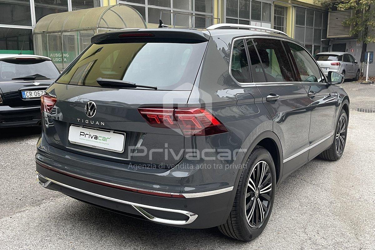 VOLKSWAGEN Tiguan 2.0 TDI 150 CV SCR DSG R-Line