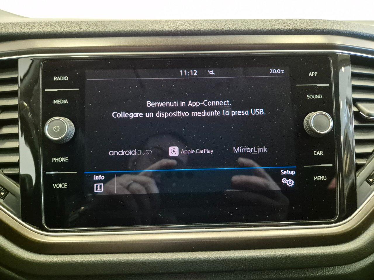 Volkswagen T-Roc 1.0 tsi Style 115cv - NEOPATENTATI - Sens. Park. - Carplay