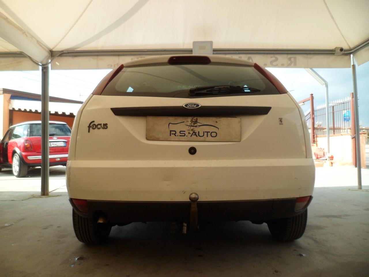Ford Focus 1.8 TDCi 5p gancio traino full 00
