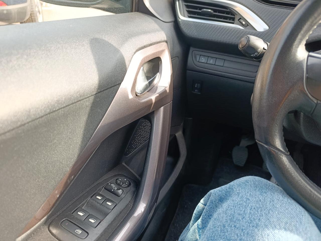 Peugeot 2008 PureTech 82 Access