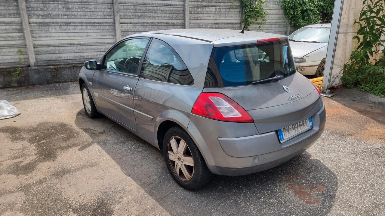 Renault Megane Mégane 1.5 dCi/82CV 3 porte Pack Authentique