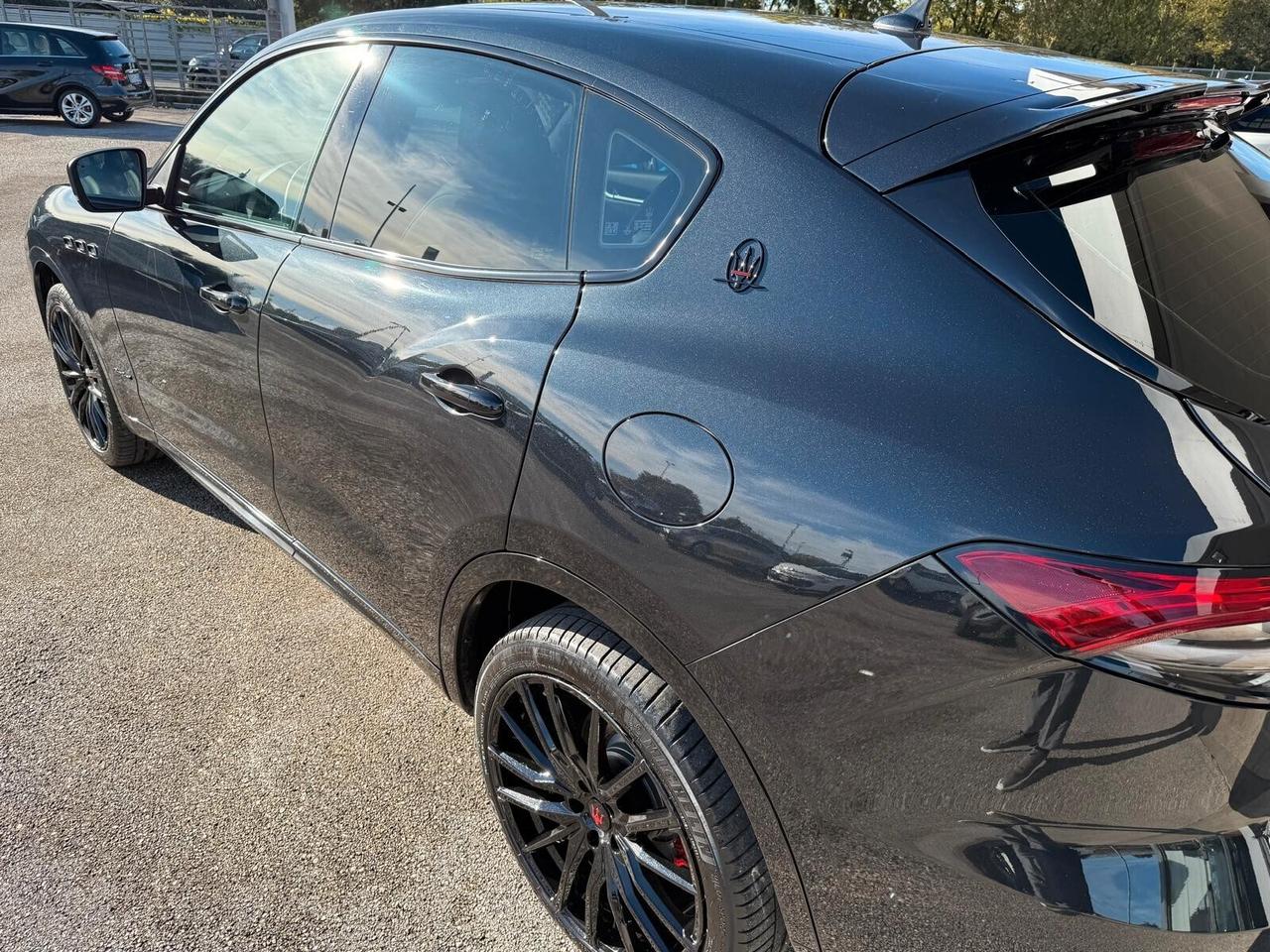 Maserati Levante ESEMPLARE COME NUOVA AFFARE