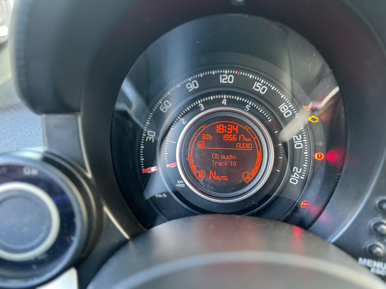 Abarth 500 C 1.4 Turbo T-Jet MTA Bicolore