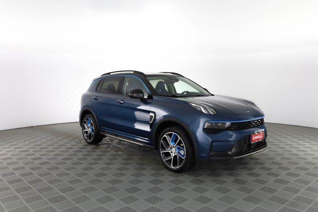 LYNK & CO 01 01 PHEV