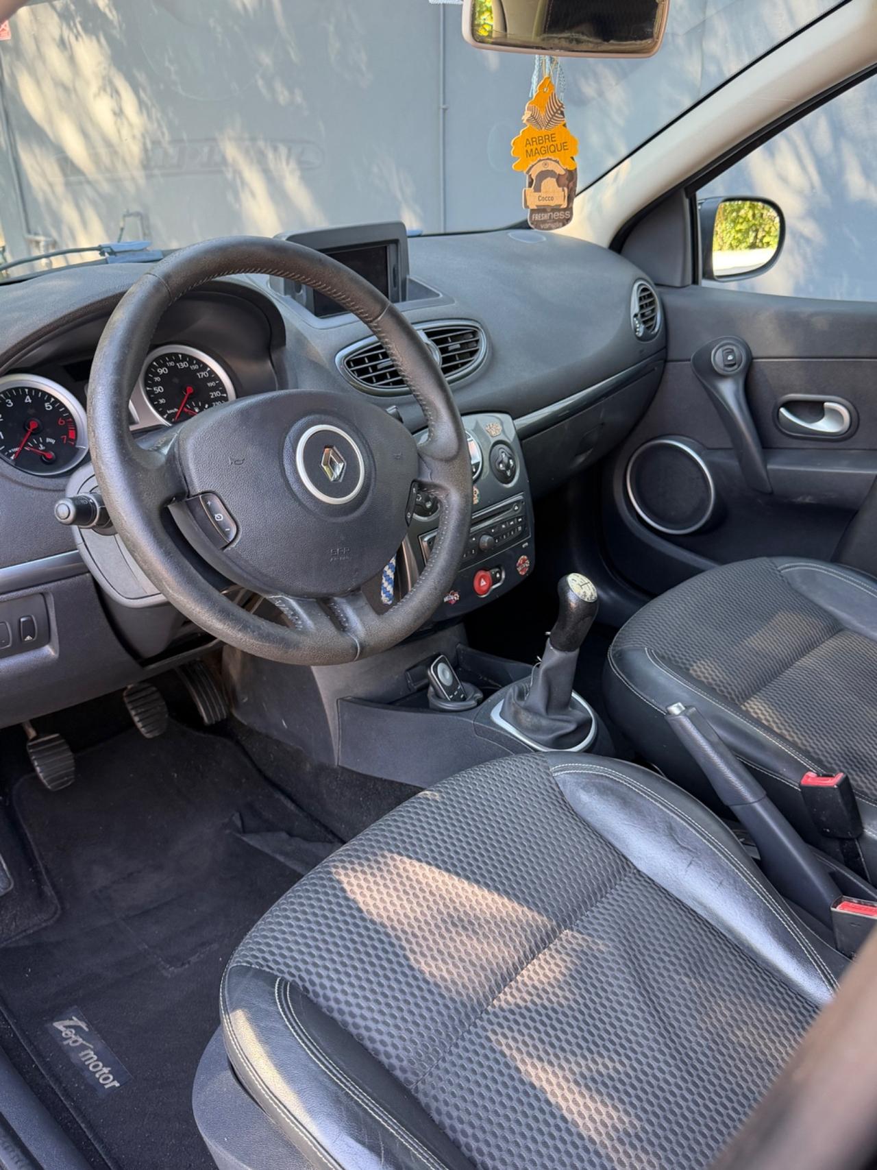 Renault Clio 1.2 16V TCE 100CV 5 porte Dynamique
