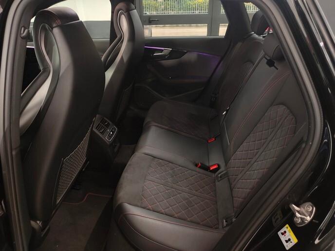 Audi A4 Avant 40 TDI quattro S tronic line 204 CV