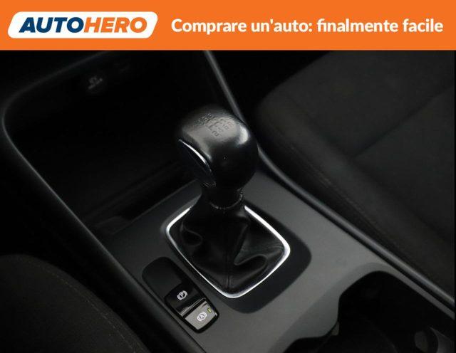 VOLVO XC40 T2 Momentum Core